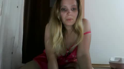 Snapshot of baby_blondee chatting on 09.09.25 Baby Blonde online show from 09.09.25
