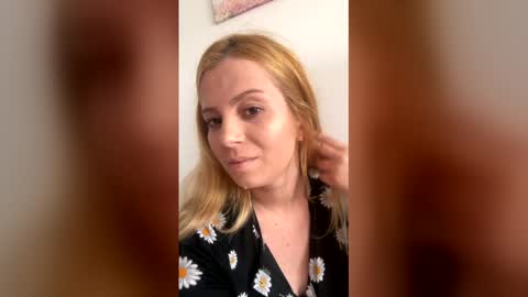Baby Blonde online show from 06.01.26