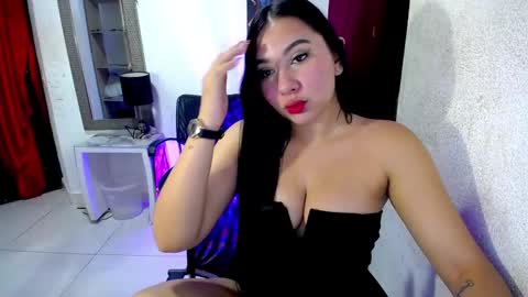 Snapshot of baby_dynamic chatting on 02.20.26 Luna and kimma online show from 02.20.26