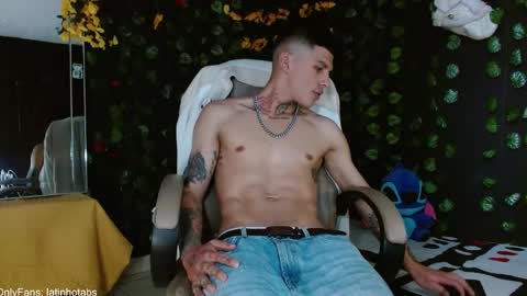 OF GxoXabs online show from 12.22.24