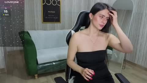 Bella online show from 09.17.25