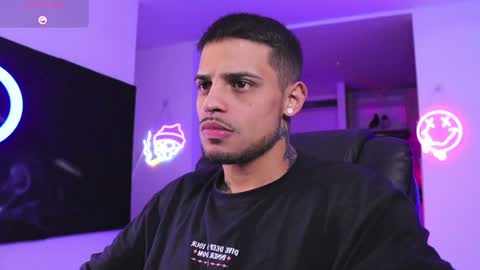 Snapshot of baby_rausch chatting on 01.01.25 baby_rausch online show from 01.01.25