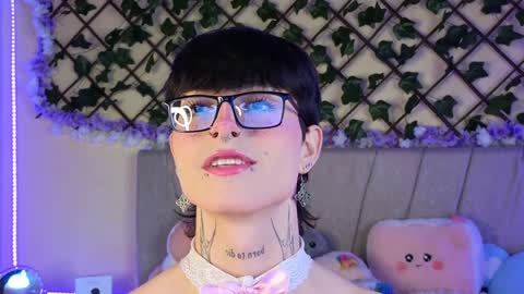 Snapshot of baby_xian chatting on 12.05.24 Dani online show from 12.05.24