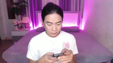   AMANDA  online show from 04.17.26