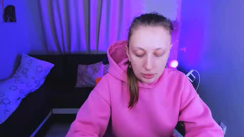 Eva online show from 10.12.25