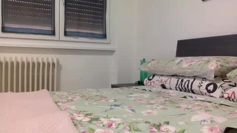 Snapshot of babyelodie12 chatting on 09.23.25 BabyElodie12 online show from 09.23.25