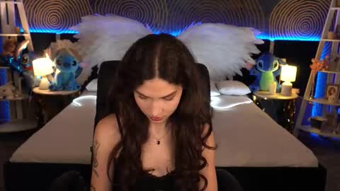 Sasha online show from 11.26.25