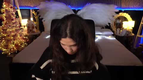 Sasha online show from 12.14.25