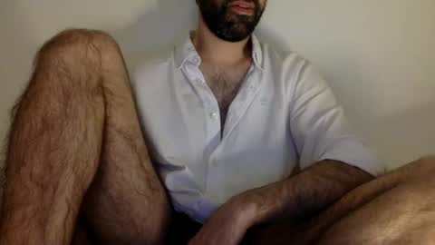 Tom A.    online show from 10.04.25
