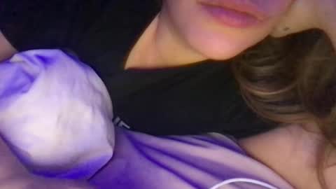 babyhoney333 online show from 12.23.25