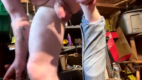 babyleggreg6 online show from 09.29.25