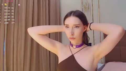 Snapshot of babylisabrown chatting on 06.27.26 Annie online show from 06.27.26