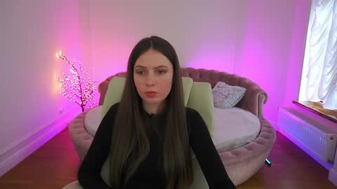 Lady Vi online show from 04.05.26