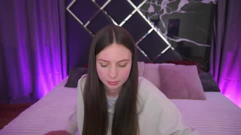 Lady Vi online show from 04.10.26