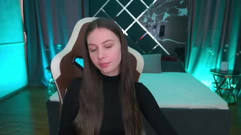 Lady Vi online show from 04.14.26