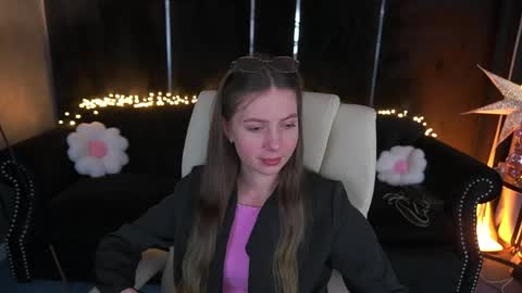 Lady Vi online show from 04.21.26