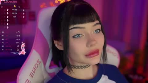Snapshot of babyroxynill chatting on 05.11.26 Nika online show from 05.11.26