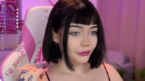 Snapshot of babyroxynill chatting on 07.14.26 Nika online show from 07.14.26