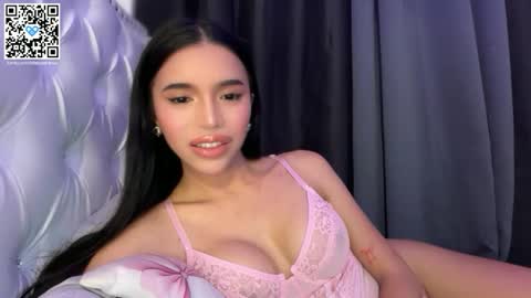 Snapshot of babysabrinaxx chatting on 09.18.25 babysabrinaxx online show from 09.18.25