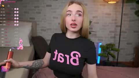 Snapshot of babyyyluna chatting on 03.04.26 BabyyyLuna online show from 03.04.26