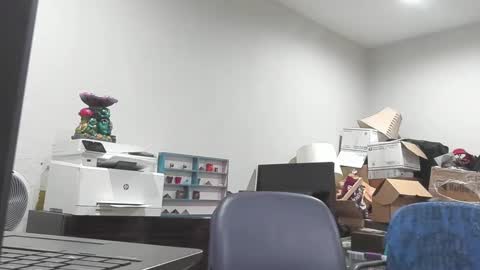 Snapshot of bad_boy4u2abuse chatting on 10.02.25 bad_boy4u2abuse online show from 10.02.25