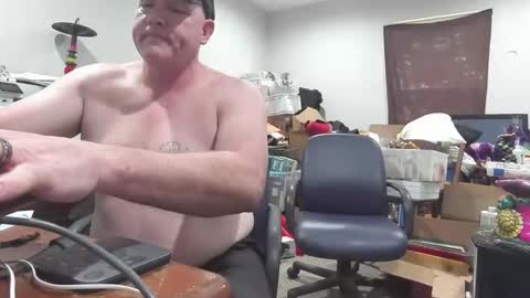 Snapshot of bad_boy4u2abuse chatting on 10.16.25 bad_boy4u2abuse online show from 10.16.25