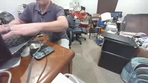 Snapshot of bad_boy4u2abuse chatting on 10.30.25 bad_boy4u2abuse online show from 10.30.25