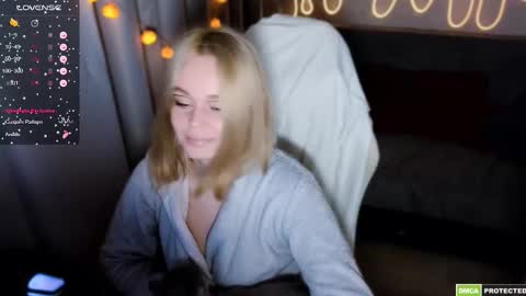 Snapshot of bad_girl009 chatting on 10.28.25 Lin online show from 10.28.25