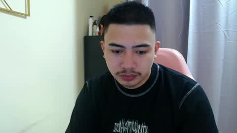 Snapshot of badboy_hanns chatting on 11.24.25 HANNS online show from 11.24.25