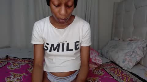 Snapshot of baddie_caramell chatting on 10.02.25 baddie_caramell online show from 10.02.25