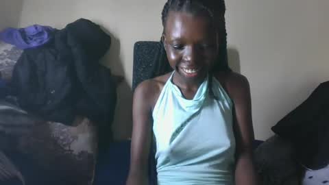 Snapshot of baddie_floxxy chatting on 05.19.26 baddie_floxxy online show from 05.19.26