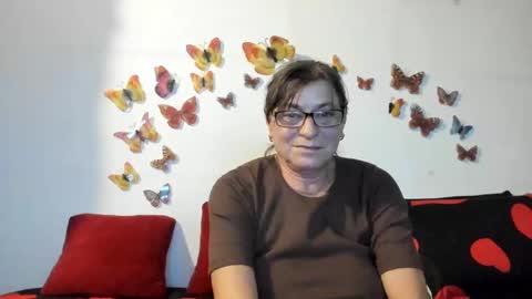 Snapshot of badgg chatting on 12.11.24 Gina online show from 12.11.24