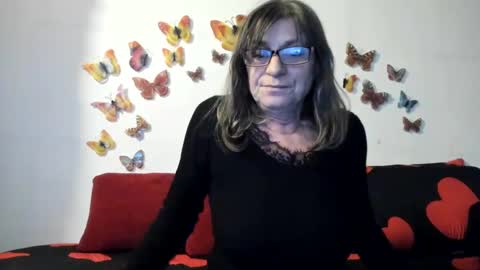 Snapshot of badgg chatting on 02.21.25 Gina online show from 02.21.25