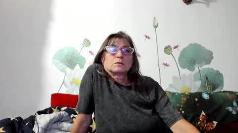 Snapshot of badgg chatting on 10.14.25 Gina online show from 10.14.25