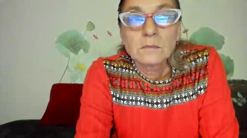 Snapshot of badgg chatting on 10.27.25 Gina online show from 10.27.25