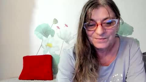 Snapshot of badgg chatting on 01.14.26 Gina online show from 01.14.26