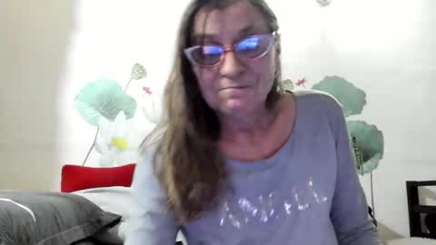 Snapshot of badgg chatting on 01.31.26 Gina online show from 01.31.26