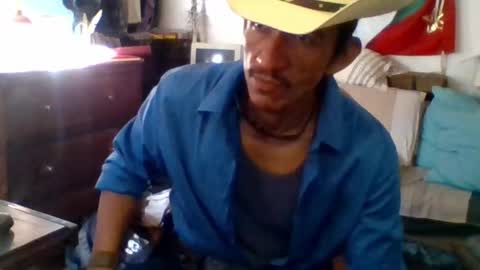 Mexican livin Off the Wall online show from 02.27.25