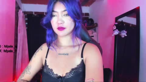 Snapshot of badkatyuska chatting on 12.11.24 Please help me to reach 100 thumbs up online show from 12.11.24