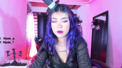 Snapshot of badkatyuska chatting on 12.24.24 Please help me to reach 100 thumbs up online show from 12.24.24