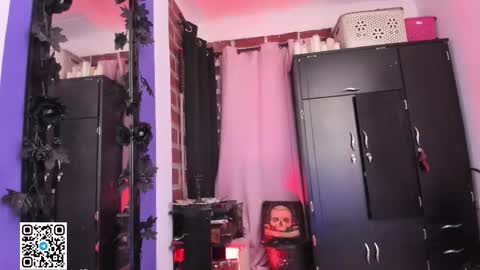        Please help me to reach 100 thumbs up online show from 02.05.26