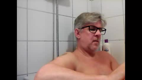 baggelina75 online show from 01.15.25