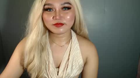 Snapshot of bahoglaway69 chatting on 02.16.25 april online show from 02.16.25