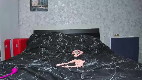 holly online show from 10.31.25