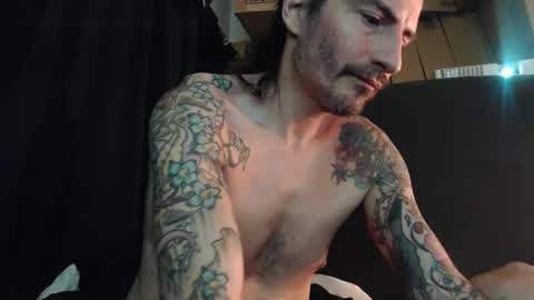 Snapshot of bailey39 chatting on 12.15.24 Bailey online show from 12.15.24