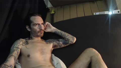 Snapshot of bailey39 chatting on 12.17.24 Bailey online show from 12.17.24