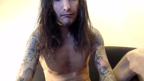 Snapshot of bailey39 chatting on 10.10.25 Bailey online show from 10.10.25