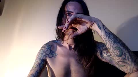 Snapshot of bailey39 chatting on 10.12.25 Bailey online show from 10.12.25