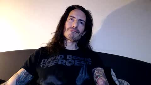 Snapshot of bailey39 chatting on 12.15.25 Bailey online show from 12.15.25