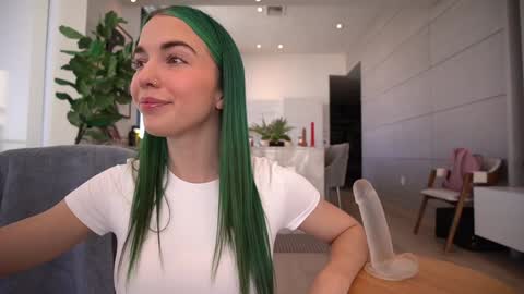 Bailey online show from 01.25.25